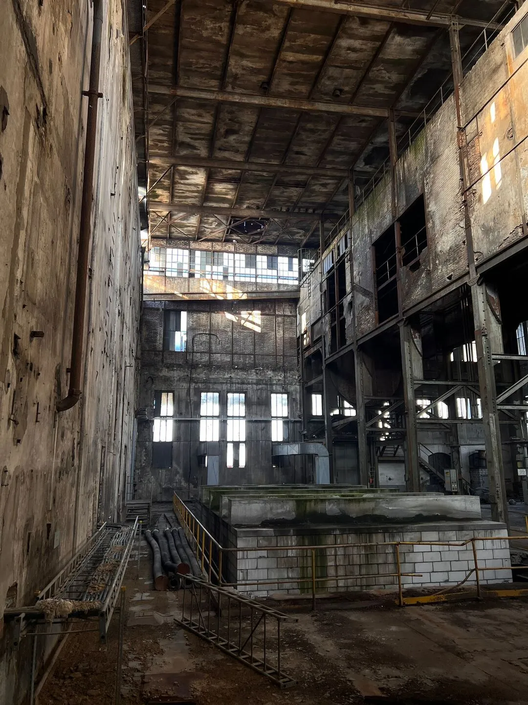 Innenraum der Dyckerhoff Kraftwerkshalle